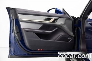 Porsche Taycan 4S 2021 года из Южной Кореи