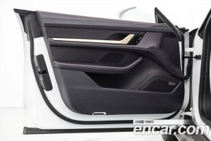 Porsche Taycan 4S 2021 года из Южной Кореи