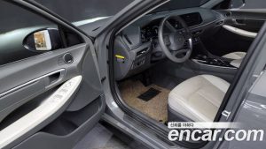Hyundai Sonata 2.0 2020 года из Южной Кореи