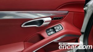 Porsche 718 2.5 GTS 2020 года из Южной Кореи
