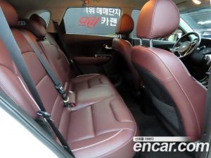 Kia Niro 1.6 HEV 2020 года из Южной Кореи