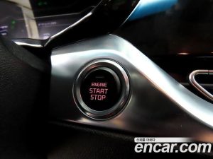 Kia Niro 1.6 HEV 2020 года из Южной Кореи