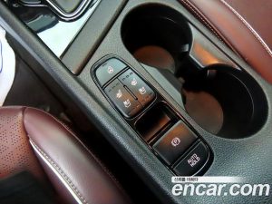 Kia Niro 1.6 HEV 2020 года из Южной Кореи