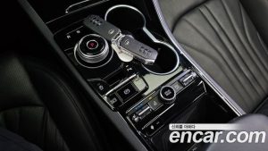 Kia K5 2.0 2020 года из Южной Кореи
