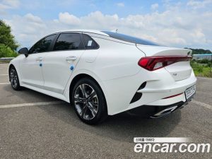 Kia K5 2.0 2020 года из Южной Кореи