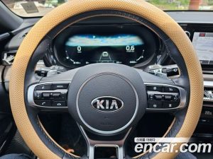 Kia K5 2.0 2020 года из Южной Кореи