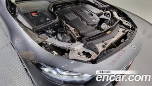 Mercedes-Benz CLS-Class CLS300d AMG Line 2020 года из Южной Кореи