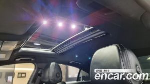 Mercedes-Benz CLS-Class CLS300d AMG Line 2020 года из Южной Кореи