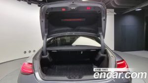 Mercedes-Benz CLS-Class CLS300d AMG Line 2020 года из Южной Кореи