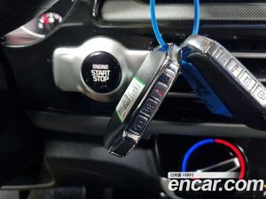 Kia Seltos Дизель 1.6 2WD 2022 года из Южной Кореи