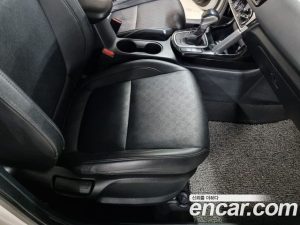 Kia Seltos Дизель 1.6 2WD 2022 года из Южной Кореи