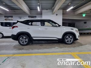 Kia Seltos Дизель 1.6 2WD 2022 года из Южной Кореи