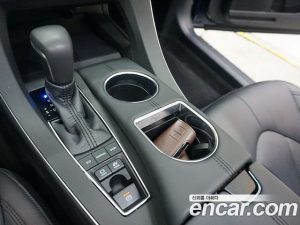 Toyota Avalon 2.5 HYBRID 2020 года из Южной Кореи