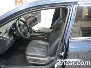 Toyota Avalon 2.5 HYBRID 2020 года из Южной Кореи