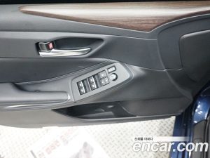 Toyota Avalon 2.5 HYBRID 2020 года из Южной Кореи