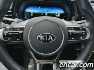 Kia K5 2.0 2020 года из Южной Кореи