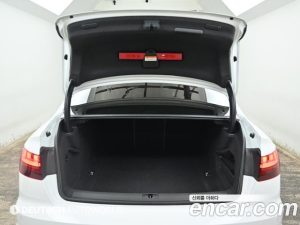 Audi A4 35 TDI 2021 года из Южной Кореи