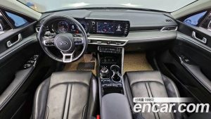 Kia K5 2.0 2020 года из Южной Кореи