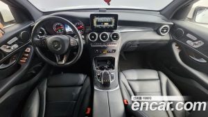 Mercedes-Benz GLC-Class GLC300 4MATIC Coupe 2019 года из Южной Кореи