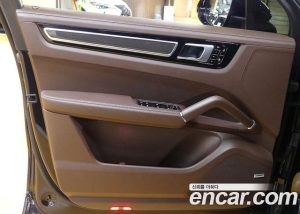 Porsche Cayenne 3.0 2021 года из Южной Кореи