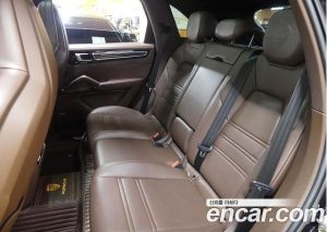 Porsche Cayenne 3.0 2021 года из Южной Кореи