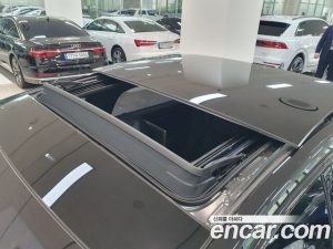Audi S8 4.0 TFSI 4WD LWB 2020 года из Южной Кореи