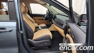 Kia Carnival Бензин 9-Seater Noblesse 2023 года из Южной Кореи