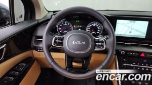 Kia Carnival Бензин 9-Seater Noblesse 2023 года из Южной Кореи