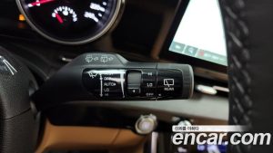Kia Carnival Бензин 9-Seater Noblesse 2023 года из Южной Кореи
