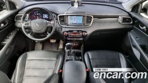 Kia Sorento Дизель 2.0 2WD 2020 года из Южной Кореи