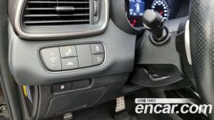 Kia Sorento Дизель 2.0 2WD 2020 года из Южной Кореи