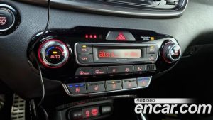 Kia Sorento Дизель 2.0 2WD 2020 года из Южной Кореи