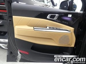 Kia Carnival Бензин 9-Seater HI-Limousine (Special Hi-End Version) 2023 года из Южной Кореи