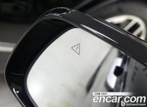 Kia Carnival Бензин 9-Seater HI-Limousine (Special Hi-End Version) 2023 года из Южной Кореи