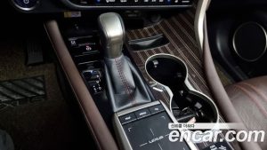 Lexus RX Executive 2020 года из Южной Кореи