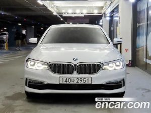 BMW 5-Series 520d Luxury Plus 2020 года из Южной Кореи