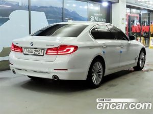 BMW 5-Series 520d Luxury Plus 2020 года из Южной Кореи