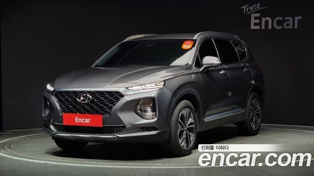 Hyundai Santafe Бензин 2.0T 2WD 2020 года из Кореи