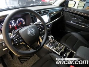 Ssangyong KORANDO Бензин 1.5 2WD C7 2023 года из Южной Кореи