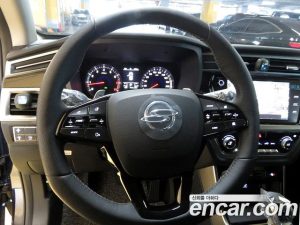 Ssangyong KORANDO Бензин 1.5 2WD C7 2023 года из Южной Кореи