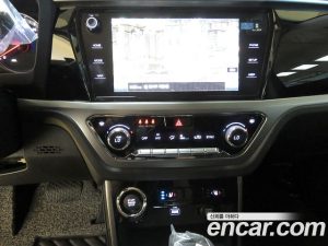 Ssangyong KORANDO Бензин 1.5 2WD C7 2023 года из Южной Кореи