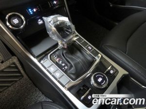 Ssangyong KORANDO Бензин 1.5 2WD C7 2023 года из Южной Кореи