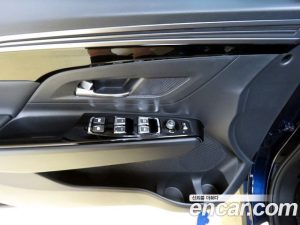 Ssangyong KORANDO Бензин 1.5 2WD C7 2023 года из Южной Кореи