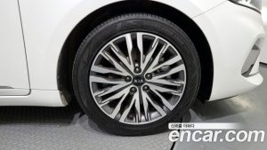 Kia K7 2.5 GDI Noblesse 2020 года из Южной Кореи