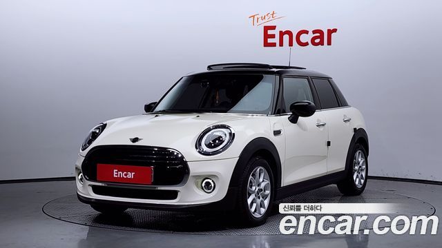 Mini Cooper 5Door HIGH 2020 года из Кореи
