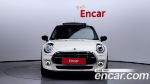 Mini Cooper 5Door HIGH 2020 года из Южной Кореи