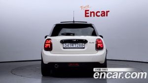 Mini Cooper 5Door HIGH 2020 года из Южной Кореи