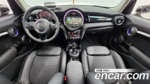 Mini Cooper 5Door HIGH 2020 года из Южной Кореи