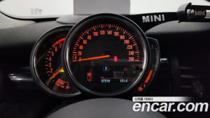 Mini Cooper 5Door HIGH 2020 года из Южной Кореи