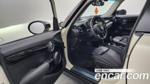 Mini Cooper 5Door HIGH 2020 года из Южной Кореи